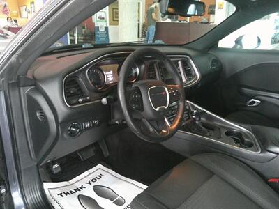 2017 Dodge Challenger R/T 2DR COUPE   - Photo 9 - Hamilton, OH 45015