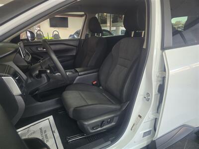 2024 Nissan Rogue SV 4DR SUV - Photo 9 - Hamilton, OH 45015