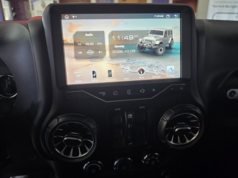 2013 Jeep Wrangler UNLIMITED RUBICON 4DR SUV 4X4/10TH ANNIVERSARY - Photo 22 - Hamilton, OH 45015