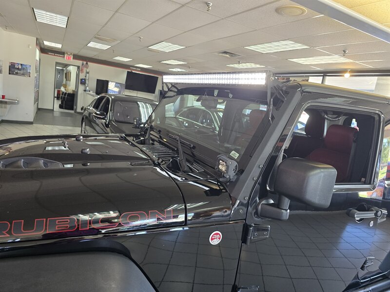 2013 Jeep Wrangler UNLIMITED RUBICON 4DR SUV 4X4/10TH ANNIVERSARY - Photo 37 - Hamilton, OH 45015