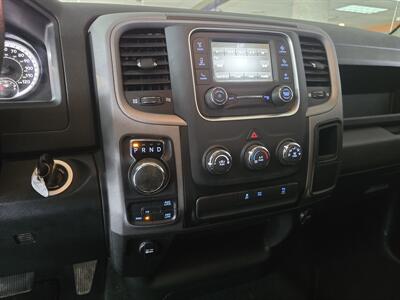 2022 RAM 1500 Classic Tradesman 4DR QUAD CAB 4X4   - Photo 22 - Hamilton, OH 45015