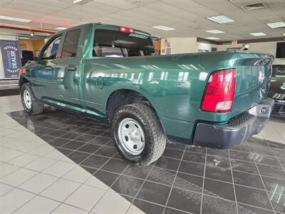 2022 RAM 1500 Classic Tradesman 4DR QUAD CAB 4X4   - Photo 6 - Hamilton, OH 45015