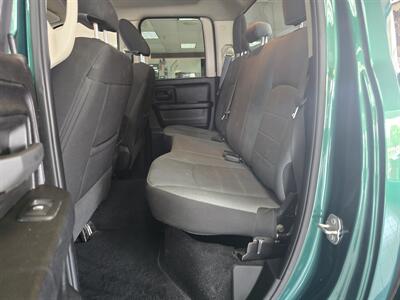 2022 RAM 1500 Classic Tradesman 4DR QUAD CAB 4X4   - Photo 11 - Hamilton, OH 45015