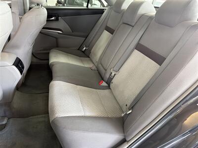 2012 Toyota Camry XLE 4DR SEDAN - Photo 20 - Hamilton, OH 45015