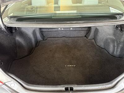 2012 Toyota Camry XLE 4DR SEDAN - Photo 28 - Hamilton, OH 45015