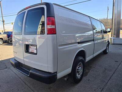 2020 Chevrolet Express 2500   - Photo 4 - Hamilton, OH 45015