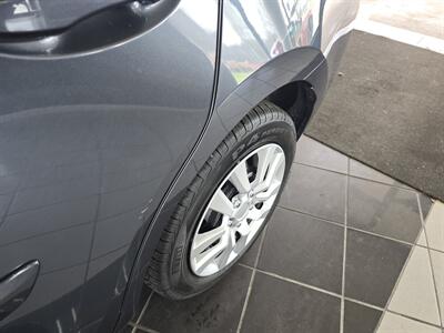 2017 Toyota Corolla LE 4DR SEDAN   - Photo 28 - Hamilton, OH 45015