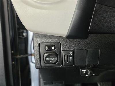 2017 Toyota Corolla LE 4DR SEDAN   - Photo 18 - Hamilton, OH 45015