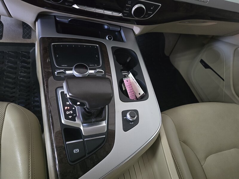 2019 Audi Q7 quattro Premium Plus 45 TFSI 4DR SUV AWD - Photo 23 - Hamilton, OH 45015