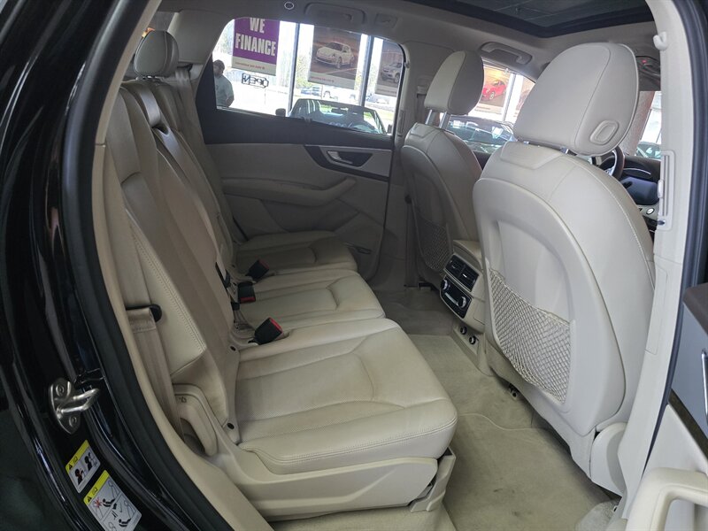 2019 Audi Q7 quattro Premium Plus 45 TFSI 4DR SUV AWD - Photo 20 - Hamilton, OH 45015