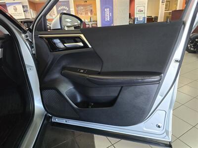 2024 Mitsubishi Outlander ES   - Photo 12 - Hamilton, OH 45015