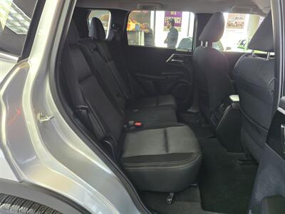 2024 Mitsubishi Outlander ES   - Photo 16 - Hamilton, OH 45015