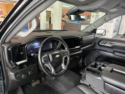 2025 Chevrolet Silverado 1500 LT   - Photo 10 - Hamilton, OH 45015