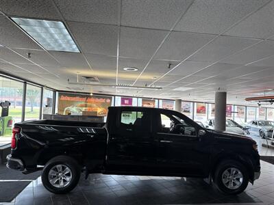2025 Chevrolet Silverado 1500 LT   - Photo 5 - Hamilton, OH 45015