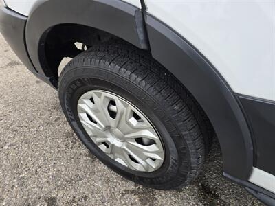 2016 Ford Transit 250 3DR CARGO VAN /V6/MEDIUM ROOF   - Photo 24 - Hamilton, OH 45015