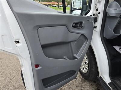2016 Ford Transit 250 3DR CARGO VAN /V6/MEDIUM ROOF   - Photo 6 - Hamilton, OH 45015