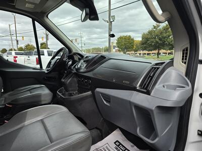 2016 Ford Transit 250 3DR CARGO VAN /V6/MEDIUM ROOF   - Photo 10 - Hamilton, OH 45015
