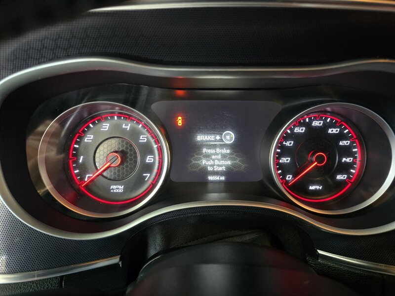 2016 Dodge Charger R/T - Photo 29 - Hamilton, OH 45015