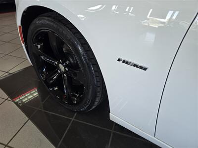 2016 Dodge Charger R/T - Photo 35 - Hamilton, OH 45015