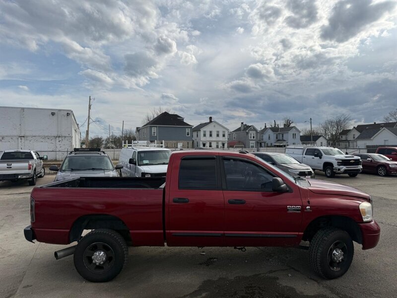 Dodge RAM 2500 SLT Quad Cab 4WD