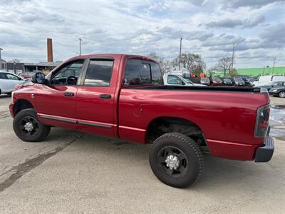 2007 Dodge Ram 2500 SLT 4dr Quad Cab 4X4   - Photo 3 - Hamilton, OH 45015