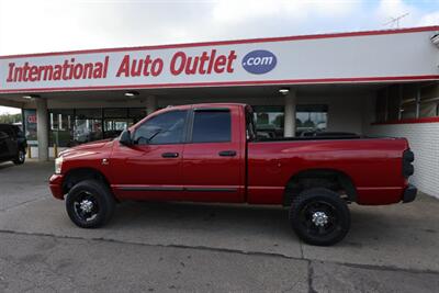 2007 Dodge Ram 2500 SLT 4dr Quad Cab 4X4   - Photo 2 - Hamilton, OH 45015