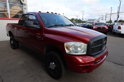 2007 Dodge Ram 2500 SLT 4dr Quad Cab 4X4   - Photo 4 - Hamilton, OH 45015