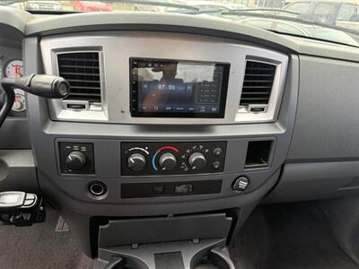 2007 Dodge Ram 2500 SLT 4dr Quad Cab 4X4   - Photo 26 - Hamilton, OH 45015
