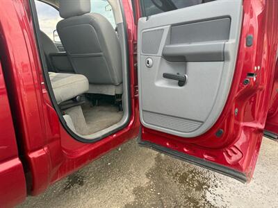 2007 Dodge Ram 2500 SLT 4dr Quad Cab 4X4   - Photo 25 - Hamilton, OH 45015