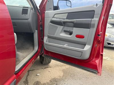 2007 Dodge Ram 2500 SLT 4dr Quad Cab 4X4   - Photo 24 - Hamilton, OH 45015