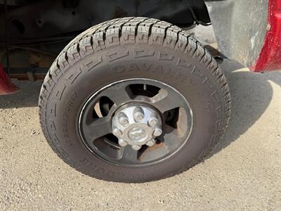 2007 Dodge Ram 2500 SLT 4dr Quad Cab 4X4   - Photo 13 - Hamilton, OH 45015