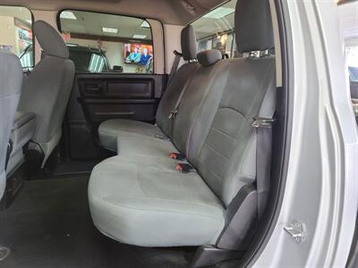 2016 RAM 1500 Tradesman 4DR CREW CAB 4X4/HEMI   - Photo 12 - Hamilton, OH 45015