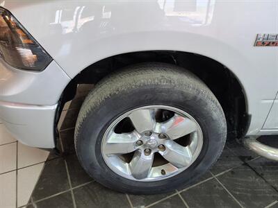 2016 RAM 1500 Tradesman 4DR CREW CAB 4X4/HEMI   - Photo 34 - Hamilton, OH 45015