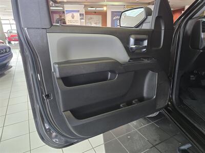 2018 Chevrolet Silverado 1500 LS 2DR REGULAR CAB   - Photo 7 - Hamilton, OH 45015