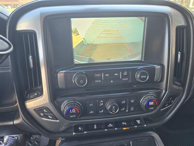 2017 Chevrolet Silverado 3500 LTZ CREW CAB 4X4/DUALLY/DIESEL   - Photo 20 - Hamilton, OH 45015