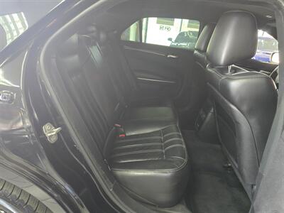 2018 Chrysler 300 Series S 4DR SEDAN   - Photo 16 - Hamilton, OH 45015