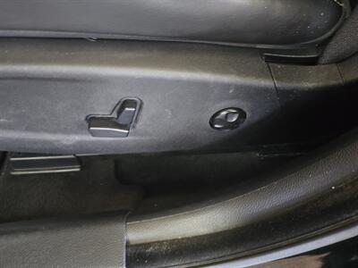 2018 Chrysler 300 Series S 4DR SEDAN   - Photo 18 - Hamilton, OH 45015