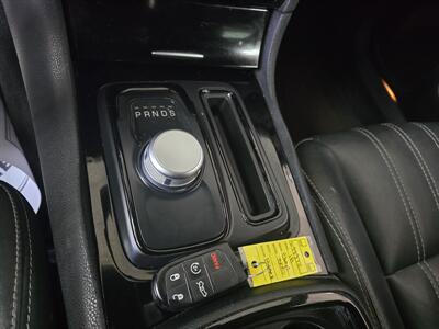 2018 Chrysler 300 Series S 4DR SEDAN   - Photo 22 - Hamilton, OH 45015