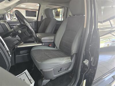 2014 RAM 1500 Big Horn   - Photo 8 - Hamilton, OH 45015