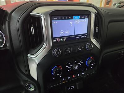 2020 Chevrolet Silverado 1500 LT EXTENDED CAB 4X4   - Photo 22 - Hamilton, OH 45015