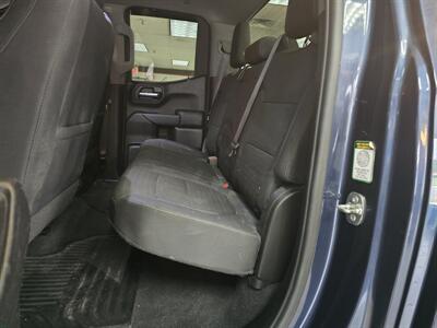2020 Chevrolet Silverado 1500 LT EXTENDED CAB 4X4   - Photo 10 - Hamilton, OH 45015