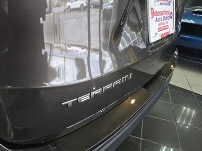 2020 GMC Terrain SLE 4DR SUV   - Photo 27 - Hamilton, OH 45015