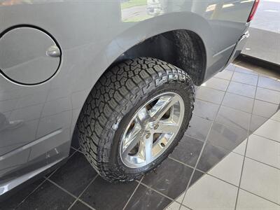 2013 RAM 1500 Express QUQD CAB 4X4/HEMI   - Photo 29 - Hamilton, OH 45015