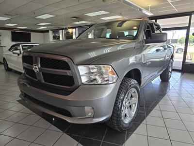2013 RAM 1500 Express QUQD CAB 4X4/HEMI   - Photo 1 - Hamilton, OH 45015