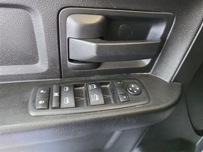 2013 RAM 1500 Express QUQD CAB 4X4/HEMI   - Photo 16 - Hamilton, OH 45015