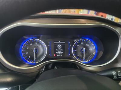 2020 Chrysler Voyager LXi 4DR MINI-VAN   - Photo 22 - Hamilton, OH 45015