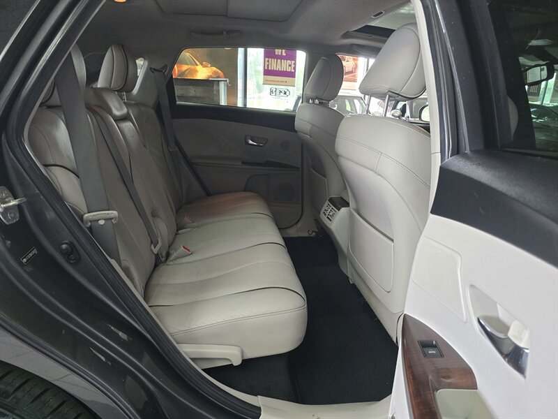 2012 Toyota Venza XLE 4DR WAGON - Photo 16 - Hamilton, OH 45015