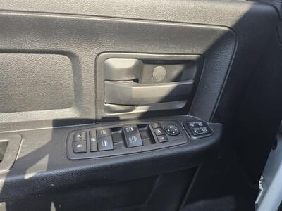 2023 RAM 2500 Tradesman 4DR CREW CAB 4X4/V8   - Photo 16 - Hamilton, OH 45015