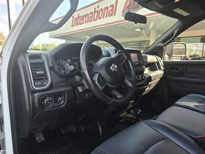 2023 RAM 2500 Tradesman 4DR CREW CAB 4X4/V8   - Photo 7 - Hamilton, OH 45015