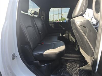 2023 RAM 2500 Tradesman 4DR CREW CAB 4X4/V8   - Photo 15 - Hamilton, OH 45015